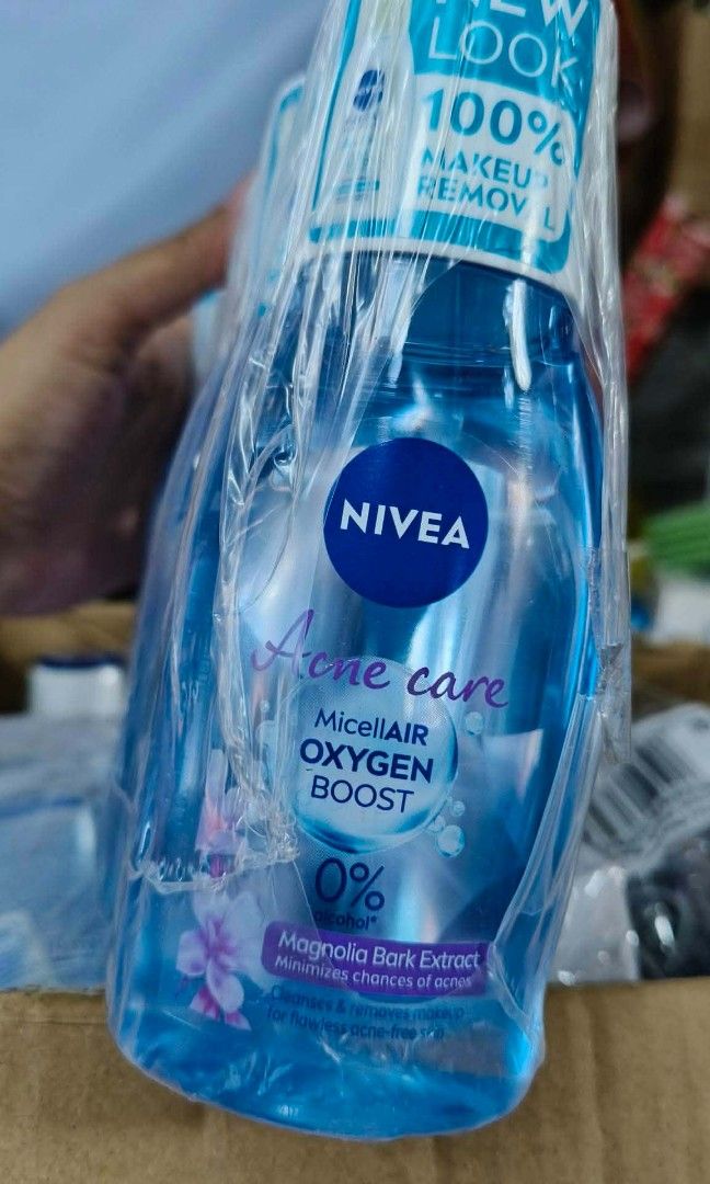 Nivea products (Category: Fragrance & Deodorants) located in Quezon City. Submitted by touaeric.1422 (Listing ID 1460076873, Image 2). Description: All our products here are Nivea. For different prices, please send us a message with the name of your choice and the delivery address. Delivery method: lalamove. Thank you for your understanding..