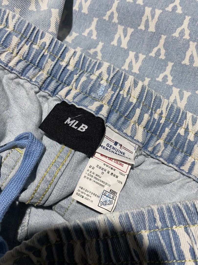 NY MONOGRAM MLB (Category: Shorts) located in Lupi. Submitted by shanchalant (Listing ID 1460033818, Image 3). Description: NY MONOGRAM MLB Dimes W15.5 L19 Lo12 Excellent condition No issue .