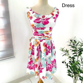(Category: ) located in . Submitted by momentsofyouth.clothing (Listing ID 1460026277, Image 1). Description: .