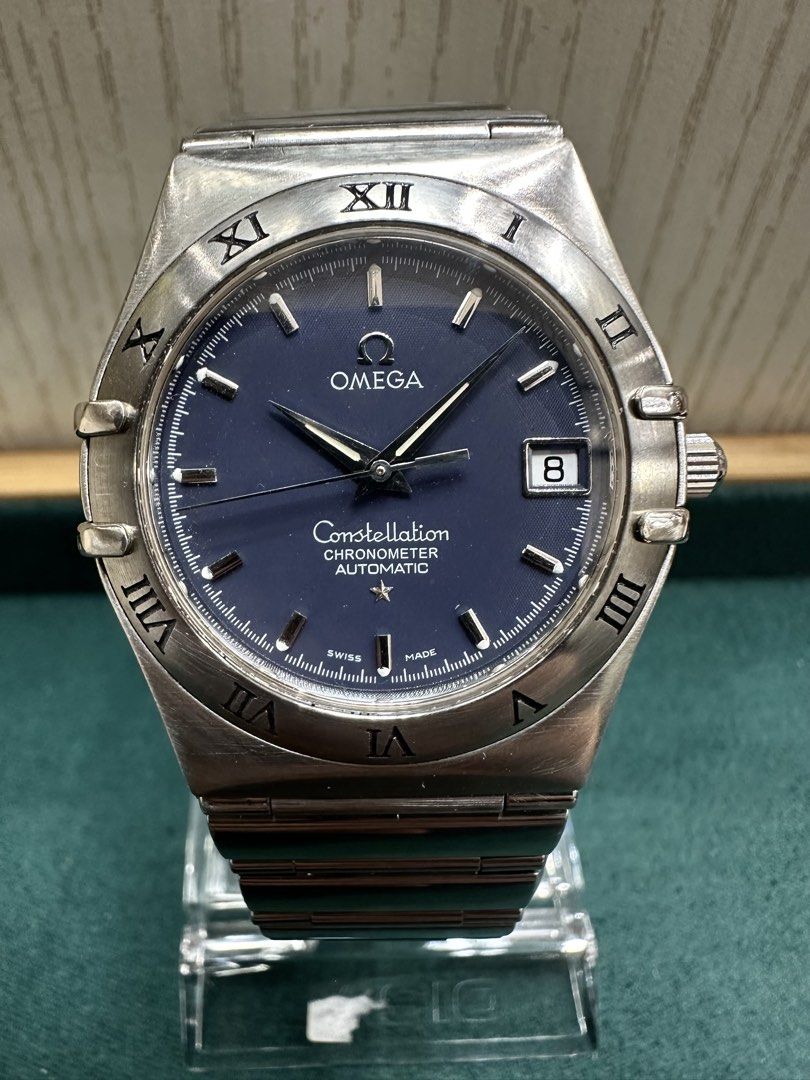 Omega 星座 Automatic （分類：手錶）位於 Hong Kong。 由 honest_timewatch 提交（商品編號 1460031416，圖片 1）。簡介： 貨品介紹：星座經典款，藍面，行走準時，功能正常 手錶附件：淨錶 watch only 錶殼直徑：35.5mm 手錶防水：N/A 手錶功能：自動，日曆 所售手錶均經過除防水之外的檢測！ 二手手錶不擔保防水功能！ 本店持有商業登記，提供手錶專業換電及維修抹油服務，機械錶抹油後更享有一年機芯保用。 手錶抹完油，恢復出廠98%要求品質保證（長期無抹油零件耗損除外），古董舊錶亦可行走準時 價錢公道！本店亦提供手錶更換錶帶，閒置名錶回收服務，如有需要可pm查詢！ 本店地址：荃灣荃豐中心1F B22B 鋪，商場門口可見到！ 店名：時誠時計 。