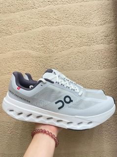 （分類：）位於 。 由 sneakerssssssssssss 提交（商品編號 1460020976，圖片 1）。簡介： 。