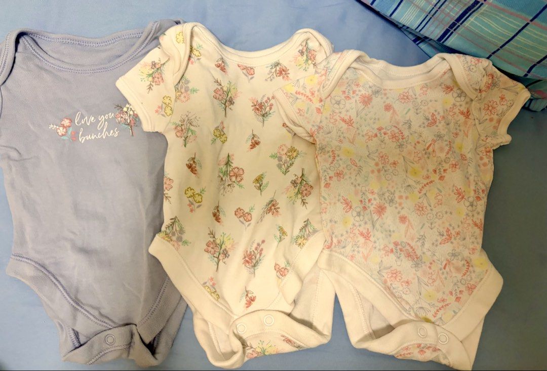 Onesie (George brand) (Category: Babies & Kids Fashion) located in Manila. Submitted by cjoy.cjoy (Listing ID 1460052058, Image 1). Description: .