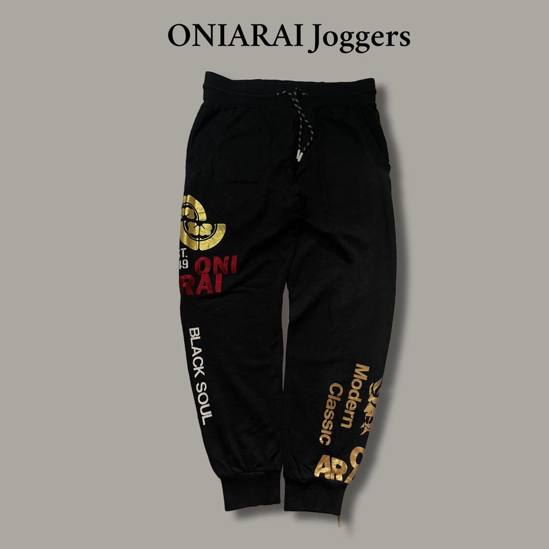 ONIARAI Joggers (Category: Joggers) located in Caloocan City. Submitted by iannacino (Listing ID 1459990977, Image 1). Description: ONIARAI Joggers waist: 32-38 length: 36 no issue need wash 199 +sf.