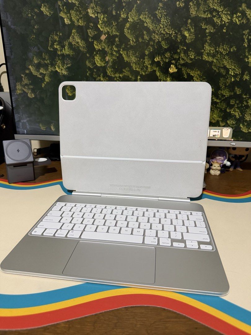 Original Apple Magic Keyboard for iPad Pro M4 / M5 (13 INCH) (Category: Computer Keyboard) located in Manila. Submitted by razelysonn (Listing ID 1460087638, Image 1). Description: Fixed price non negotiable :) Original Magic keyboard for iPad Pro M4 13 inch iPad Pro M5 13 inch Leather skin installed to protect the body worth 3k Location: Binondo mnl .