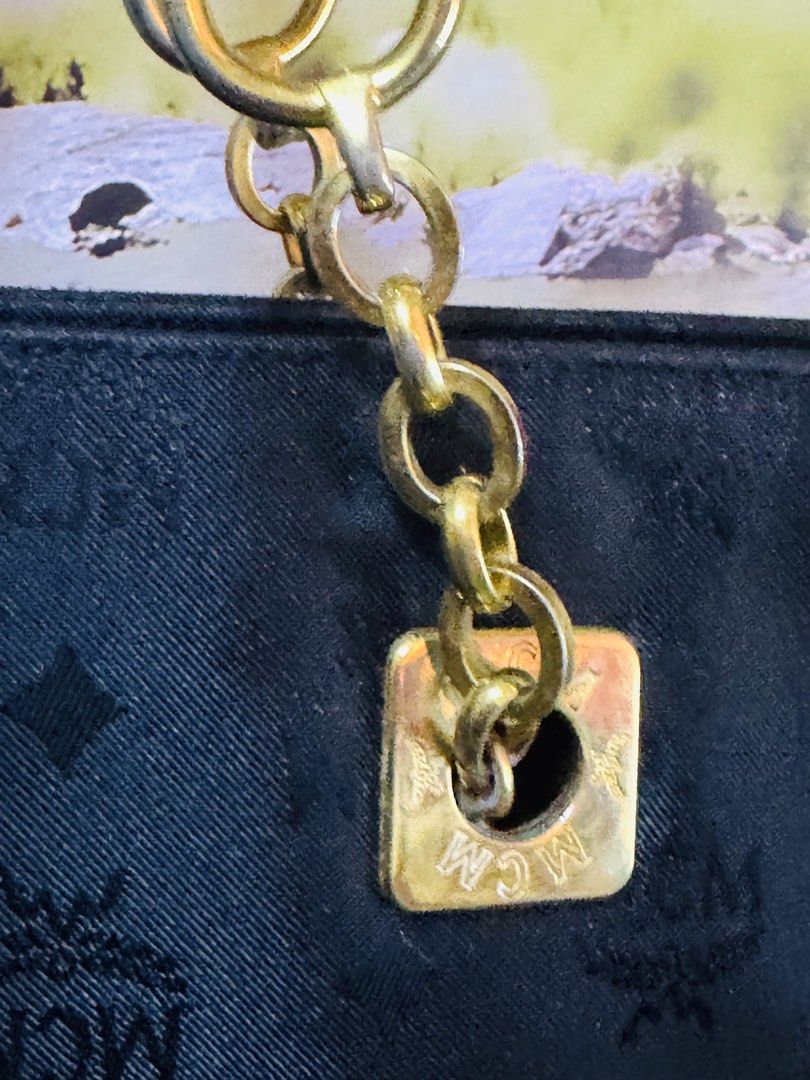 original preloved MCM Germany Tote bag (Category: Luxury Bags & Wallets) located in Manila. Submitted by nylan1227 (Listing ID 1460001854, Image 3). Description: in good condition.