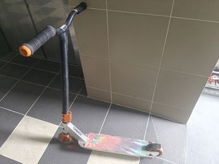 (Category: ) located in . Submitted by eeyuh (Listing ID 1459962524, Image 1). Description: .