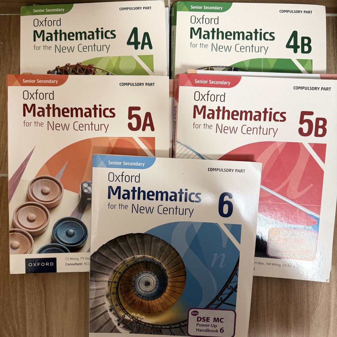 4B ONLY Oxford Mathematics for the New Century Senior Secondary Textbooks （分類：教科書）位於 Hong Kong。 由 vodkawon 提交（商品編號 1459972745，圖片 1）。簡介： ❌4A 5A 5B 6 4B HKD140 + DSE MC Power-Up Handbook 全部都有書寫痕跡 不會拍照 可藍田/中環面交 。