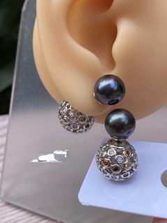 (Category: ) located in . Submitted by chic_clicks (Listing ID 1460010070, Image 1). Description: .
