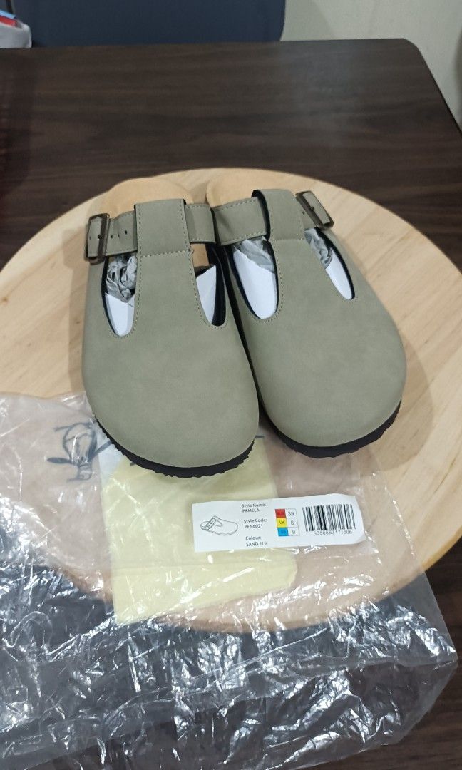 Penguin Clogs For Women US 9 (Category: Flats & Sandals) located in Pasig City. Submitted by lala_alday (Listing ID 1459949843, Image 1). Description: Penguin Clogs Women Store bought London Brand New - Just Arrrived Style Pamela - Color Sand RFS not my size.