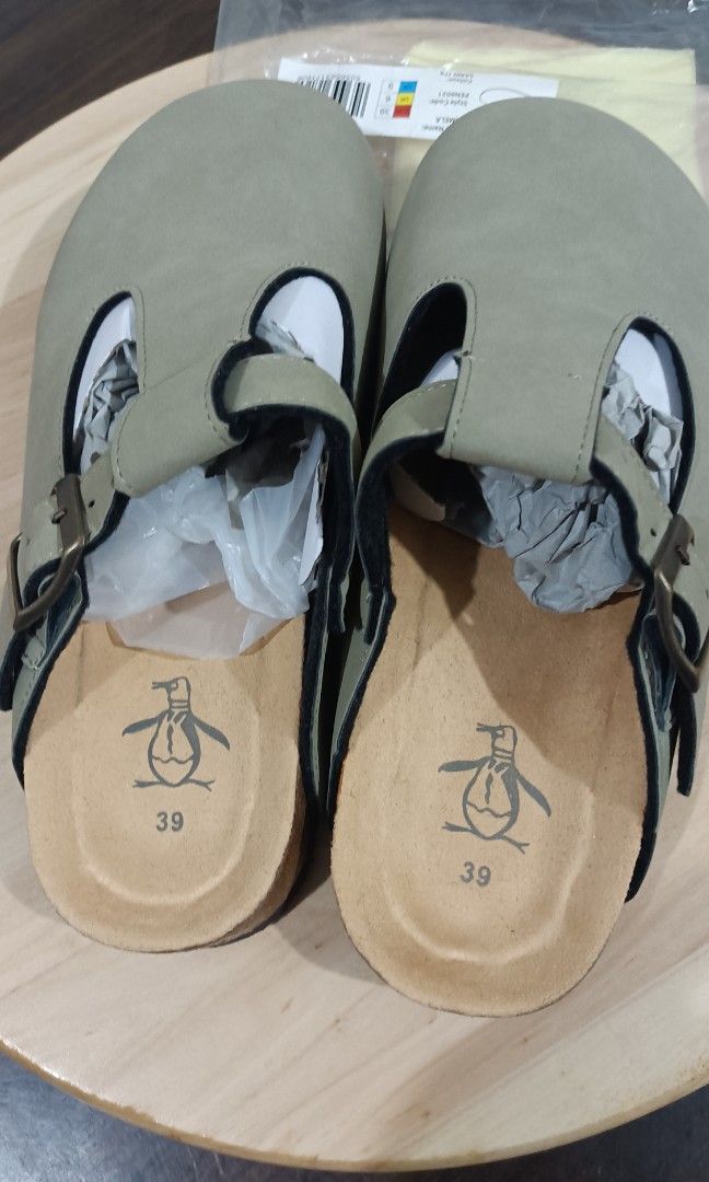 Penguin Clogs For Women US 9 (Category: Flats & Sandals) located in Pasig City. Submitted by lala_alday (Listing ID 1459949843, Image 3). Description: Penguin Clogs Women Store bought London Brand New - Just Arrrived Style Pamela - Color Sand RFS not my size.