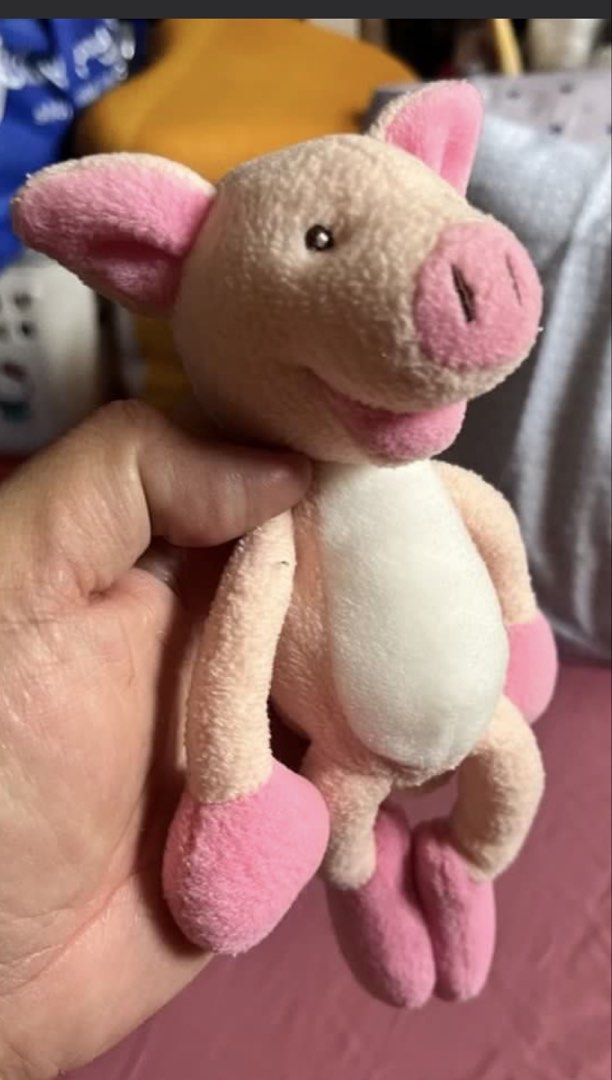 Pig plush #10 (Category: Plushies & Soft Toys) located in Paranaque City. Submitted by bonsaiart (Listing ID 1460082659, Image 1). Description: Pre owned Good Condition 100(fixed) +sf Payment via GCASH or paymaya No to meetup No to cop / cod Shipping via j&t only No breaking of set or bundle.