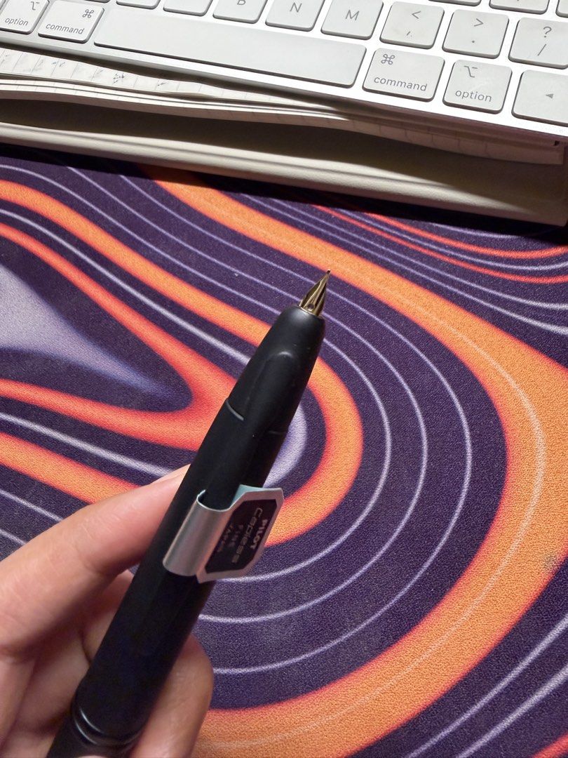 Pilot Vanishing Point / Capless - Matte Black <F> (Category: Stationery & School Supplies) located in Tarlac. Submitted by dylansum (Listing ID 1459928261, Image 2). Description: Pilot Vanishing Point / Capless with a 18k gold Find-sized Nib. -very smooth writer, doesn’t skip and resistant from drying up. -like new condition, no scratches, dings, peeling, etc. -Pilot Con-40 converter included, with box and papers. RFS: destashing, too many Pilot 