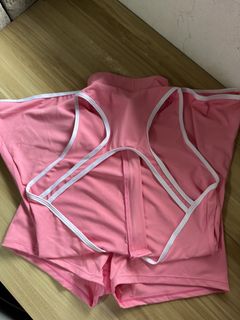 (Category: ) located in . Submitted by avaia.preloved (Listing ID 1459923303, Image 1). Description: .