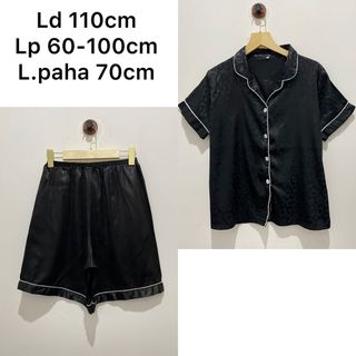 (Kategori: ) berada di . Dikirim oleh libra96 (ID iklan 1459981883, Gambar 1). Deskripsi: .