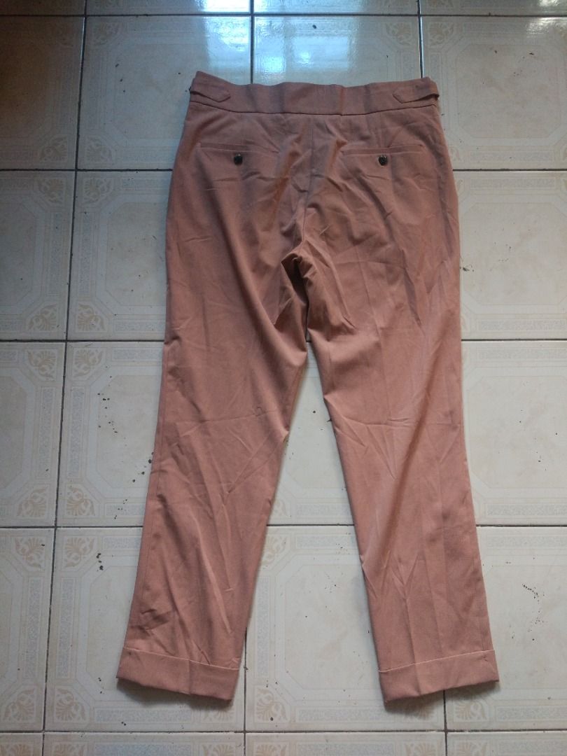 Pleated Pant 34 actual (Category: Trousers) located in Pasay City. Submitted by denimdude.ph (Listing ID 1459988454, Image 2). Description: .