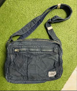 (Category: ) located in . Submitted by AsisThriftStore (Listing ID 1460097687, Image 1). Description: .