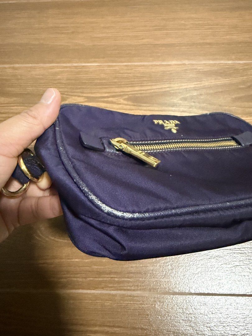 Prada Bandoliera (Category: Cross-body Bags) located in Dumaguete. Submitted by mkc_dcat (Listing ID 1459960664, Image 3). Description: .