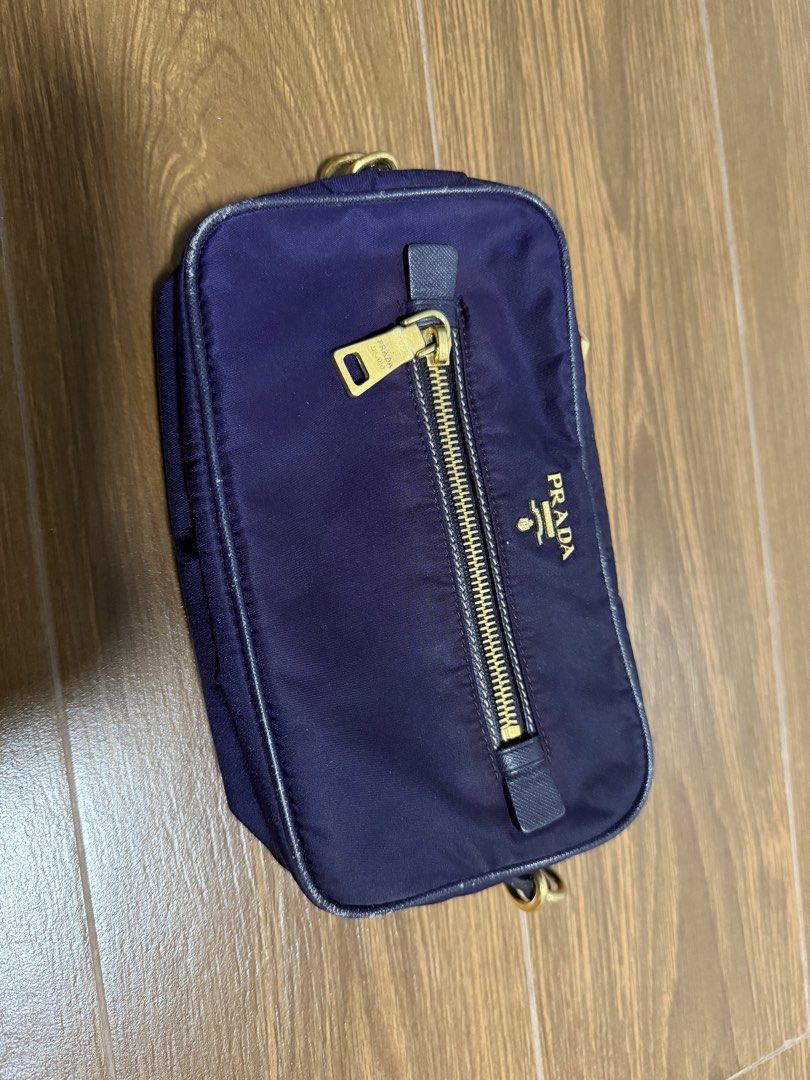 Prada Bandoliera (Category: Cross-body Bags) located in Dumaguete. Submitted by mkc_dcat (Listing ID 1459960664, Image 2). Description: .