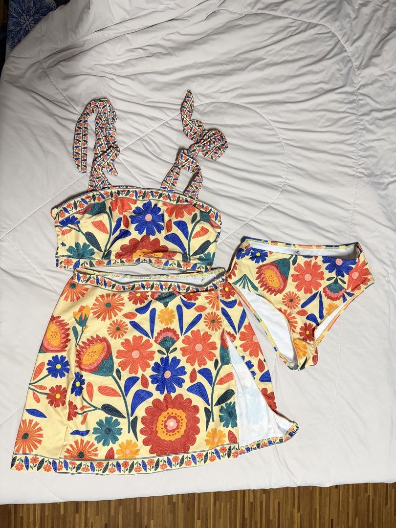 Printed Swim Suit Set - Small (Category: Bikinis & Swimsuits) located in Manila. Submitted by jessicakes007 (Listing ID 1460039604, Image 1). Description: Tried the top (over a shirt), but never the bottoms. Never used..