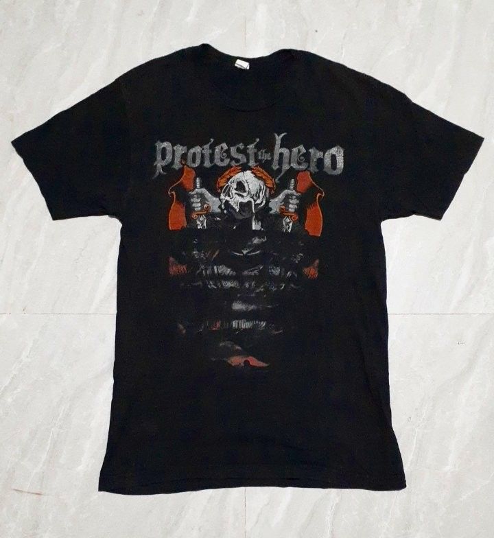 Protest The Hero Bandshirt (Category: Tshirts & Polo Shirts ) located in Koronadal. Submitted by scottie_spliffin (Listing ID 1460048585, Image 1). Description: Size: Medium (18x28.5) Condition/Color Rate: 7/10 Price: 200 Add SF (Courier Thru J&T).