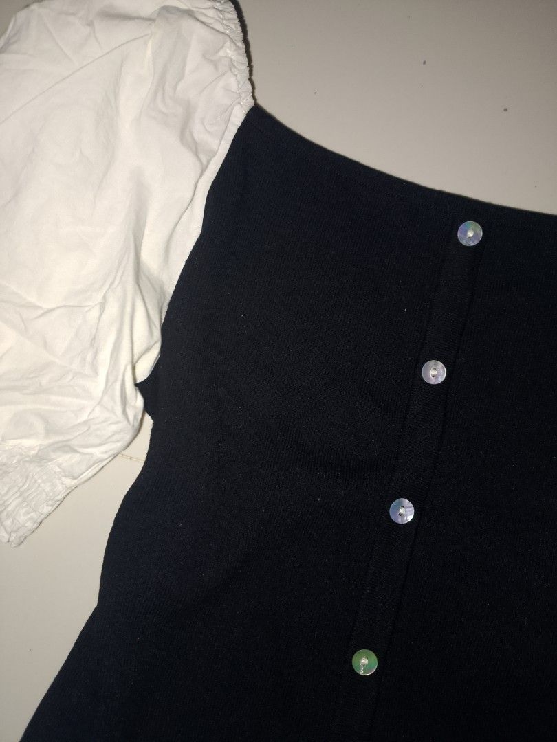 Puff Sleeves Top (Category: Blouses) located in Talacogon. Submitted by dumpy_rain (Listing ID 1460036196, Image 2). Description: — XS • S 𝐌𝐈𝐍𝐄 𝐍𝐎𝐖, 𝐏𝐀𝐘 𝐍𝐎𝐖 🎀 — for Responsible Buyer only! 💐 𝙈𝙊𝘿𝙀 𝙊𝙁 𝙋𝘼𝙔𝙈𝙀𝙉𝙏: Gcash 𝜗ৎ All items are washed and sanitized for your convenience 🧺 𝑺𝑯𝑰𝑷𝑷𝑰𝑵𝑮 & 𝑫𝑬𝑳𝑰𝑽𝑬𝑹𝒀 ♡ Regular J&T express ──── 𝜗ৎ ──── 𝜗ৎ ──── 𝜗ৎ Note: Any noticeable flaws will be indicated, but minor flaw