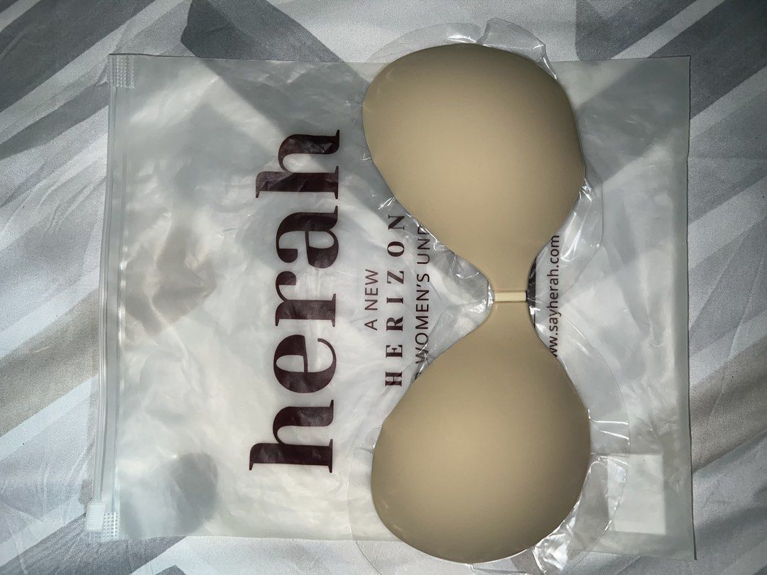 Push Up silicon bra (Category: Undergarments & Loungewear) located in Cebu City. Submitted by jgarcing (Listing ID 1459986953, Image 1). Description: Cup A silicon push up bra..