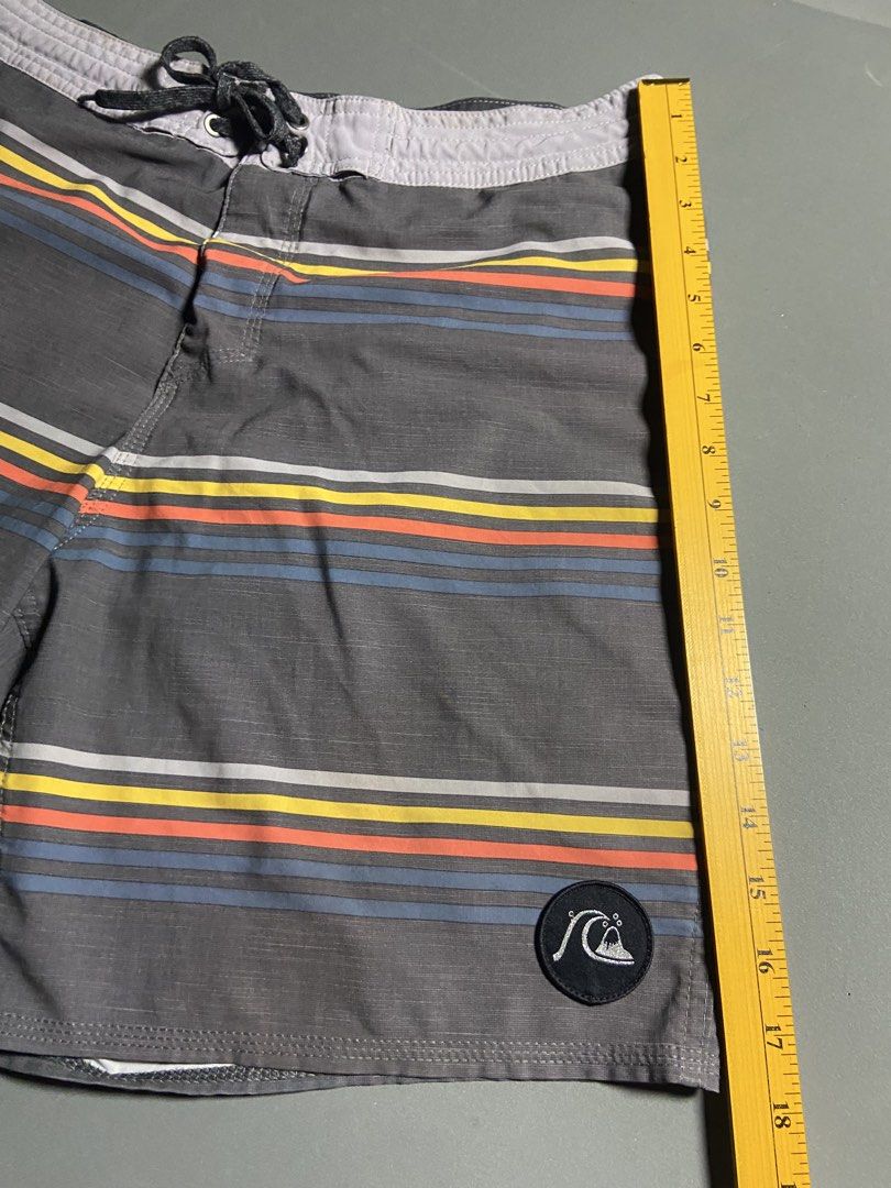 Quiksilver board shorts (Category: Activewear) located in Cabuyao City. Submitted by chukz_x (Listing ID 1459962479, Image 3). Description: Quiksilver board shorts Size : 32 Dimes : 32W 17.5L Condition : Excellent Issue : fade tag Price : 350 📍READY TO WEAR 📍Cabuyao Laguna.