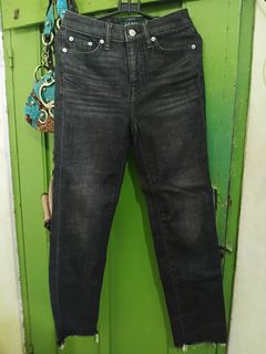 (Kategori: ) berada di . Dikirim oleh rosyrae (ID iklan 1459962541, Gambar 1). Deskripsi: .