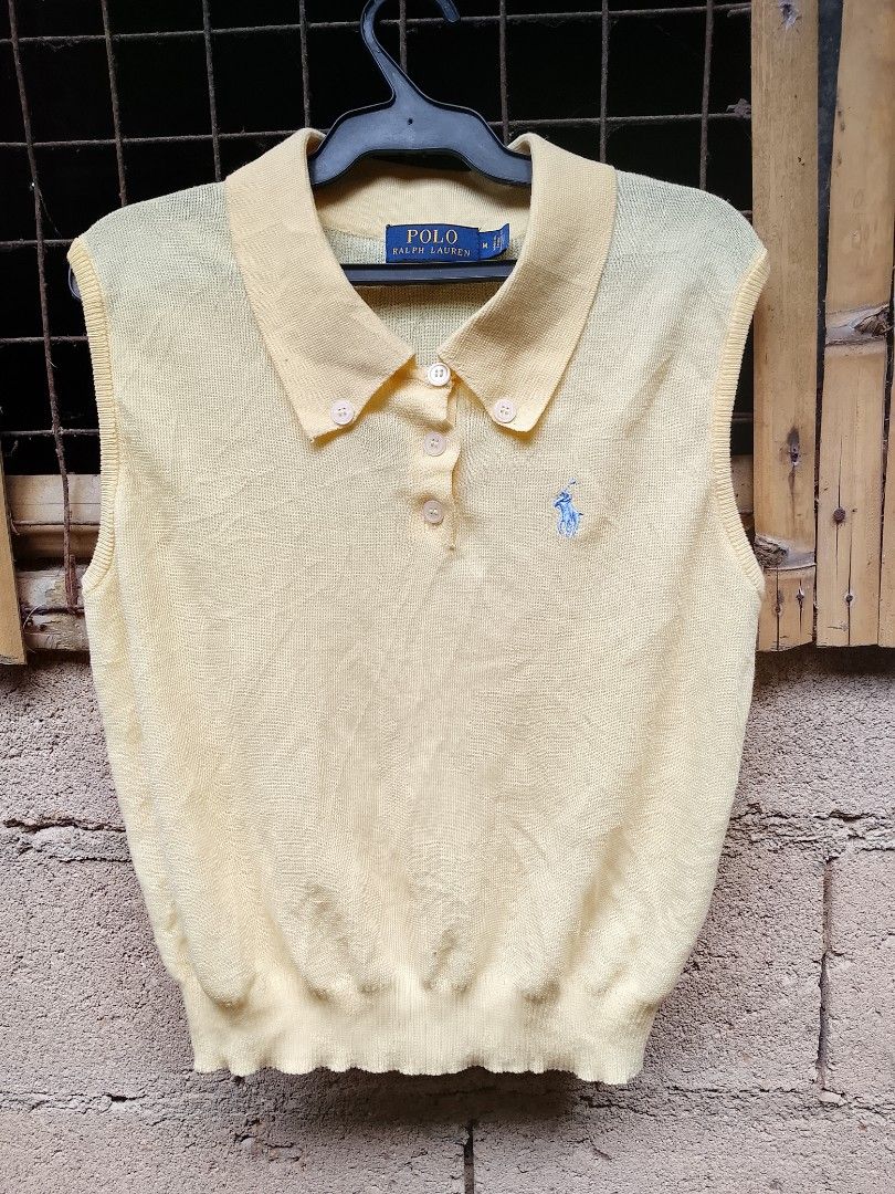 Ralph Laurene sleeveless knitted tops (Category: Activewear) located in Manila. Submitted by uniqthrift30 (Listing ID 1459905295, Image 1). Description: Ralph Laurene Knitted Sleeveless Tops Medium on tag Like New Condition Missing washtag only.