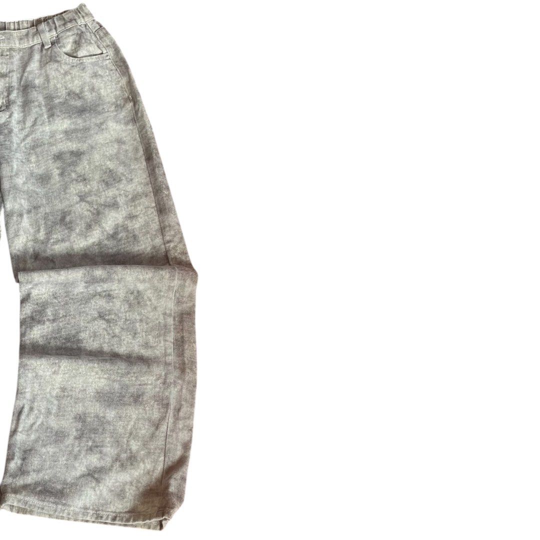 Rare Stone-Washed Baggy Pants (Category: Jeans) located in Dasmarinas. Submitted by styledlyf.ss (Listing ID 1460048606, Image 3). Description: Rare Stone-Washed Baggy Pants Length: 40.5 Waist: 30-36 Thigh: 12.5 Fits to: XL - 2XL - Excellent Condition - color rate: 9/10 - Issue/s: None - Color may vary due to lighting 🏷️ : ₱899 + Shipping Fee.
