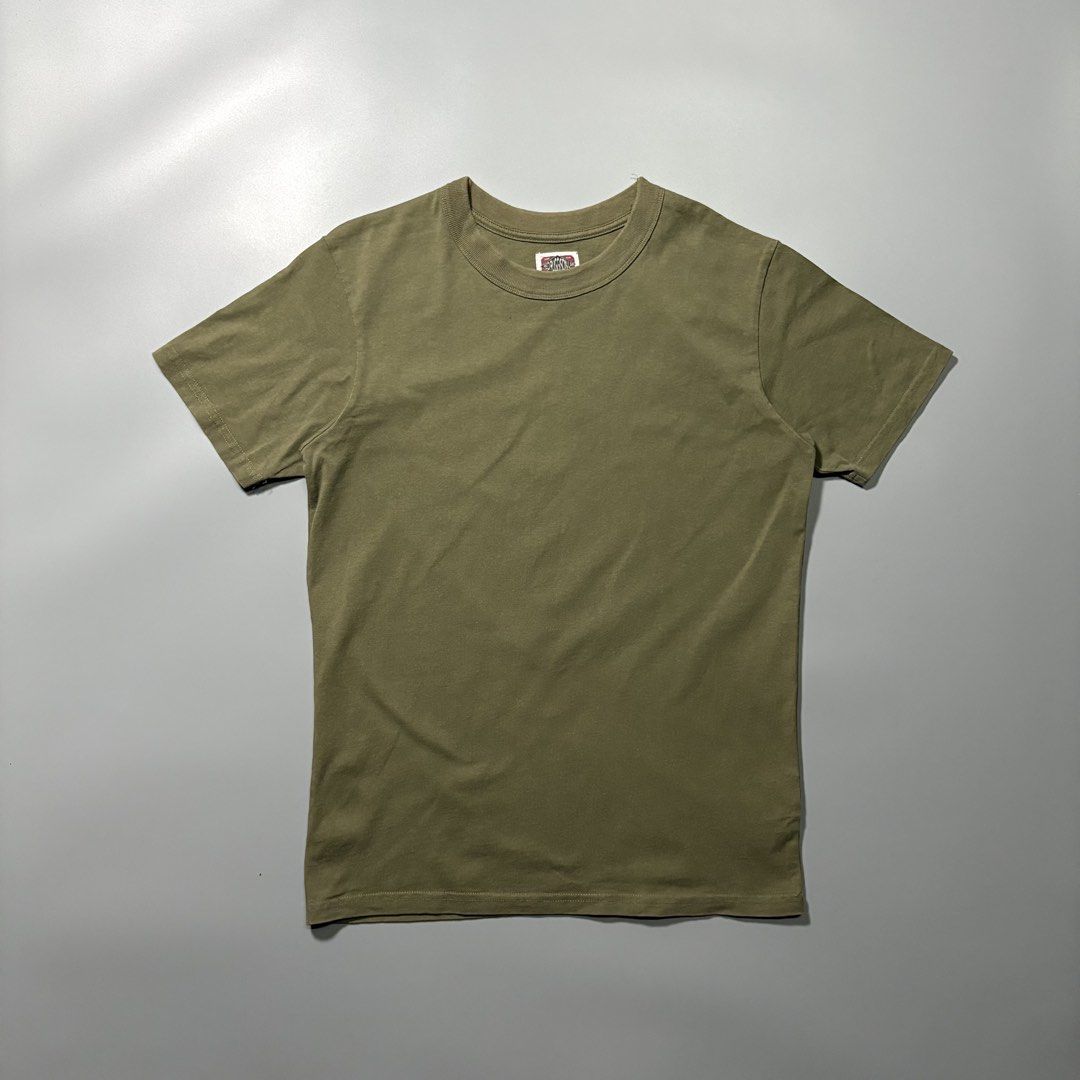 Red Ruggison Lab Shirt (Category: Tshirts & Polo Shirts ) located in Tayabas. Submitted by tayabaskartell (Listing ID 1460035226, Image 1). Description: .