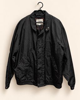 (Category: ) located in . Submitted by thriftwearsmy (Listing ID 1460085038, Image 1). Description: .