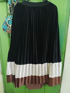 (Kategori: ) berada di . Dikirim oleh rosyrae (ID iklan 1459969695, Gambar 1). Deskripsi: .