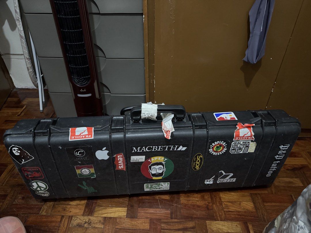Roland GoKeys Red Keyboard in Hard Case (Category: Musical Instruments) located in Manila. Submitted by tapeyt24 (Listing ID 1460070344, Image 2). Description: For sale Roland Go keys 61 keys No issue With hardcase & orig adapter.
