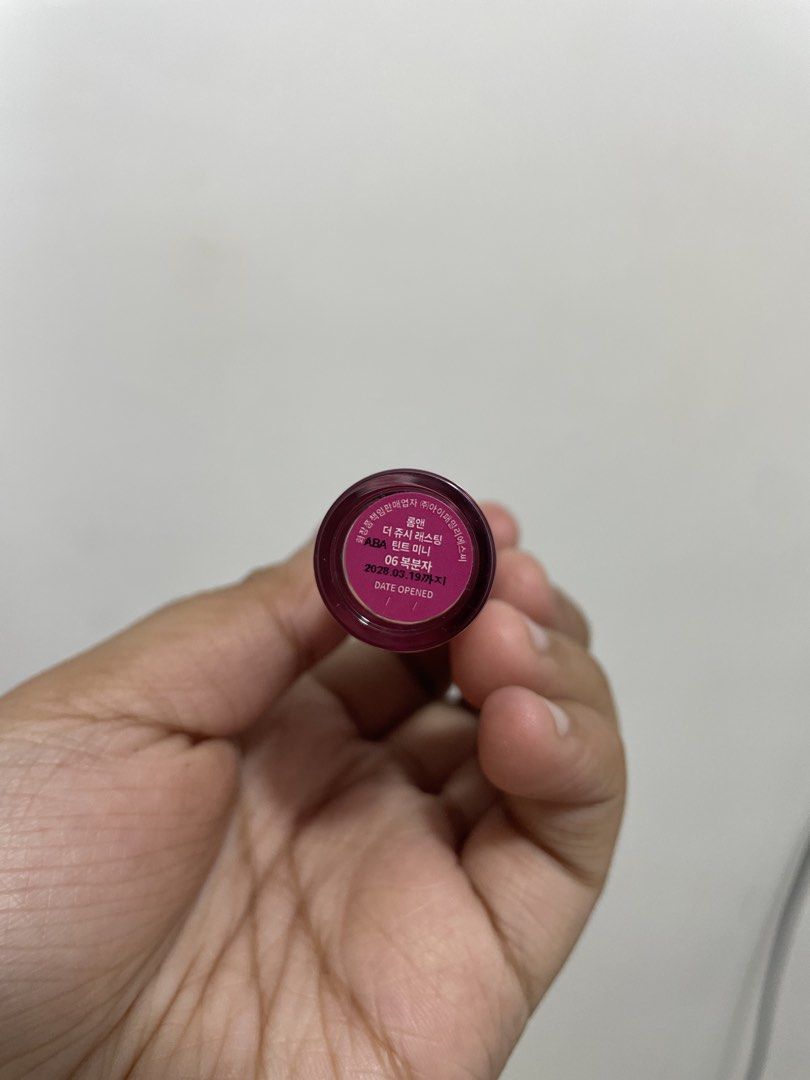 Rom&nd mini liptint (Category: Makeup) located in Nasugbu. Submitted by shopwithmichii (Listing ID 1460090784, Image 2). Description: 95%full Mod:jnt/flash Mop:gcash.