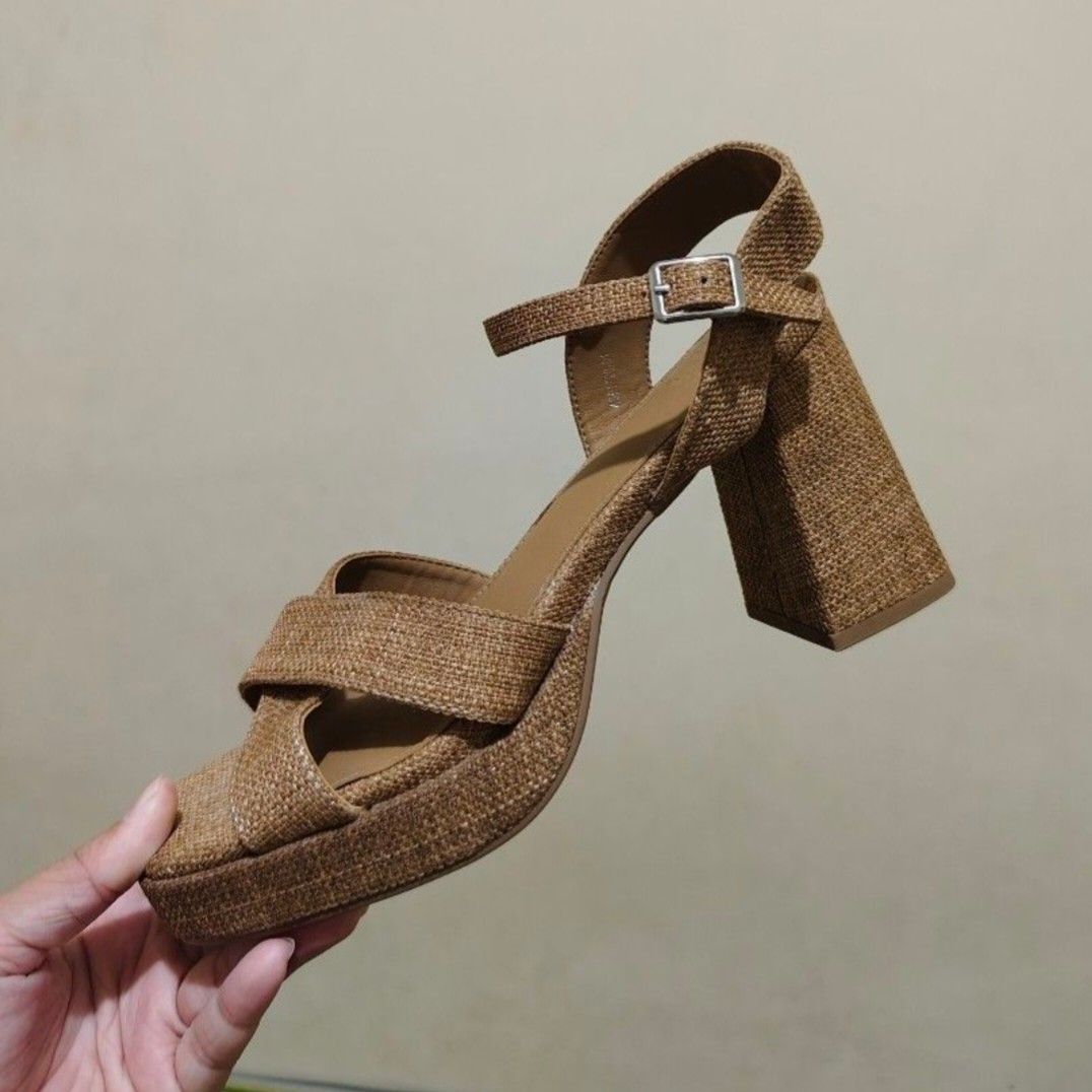 Rubi Brown Woven Platform Block Heels (Category: Heels) located in Manila. Submitted by truefire-fdb5 (Listing ID 1460010897, Image 2). Description: Letting go of my beige chunky heel sandals, size 38. These were only used once, so they’re still in great condition and ready for their next happy feet. Details: • Size 38 • PETA-approved vegan material • Non-leather upper, non-leather lining, man-made sole • Comfy block heel with a stable platform •