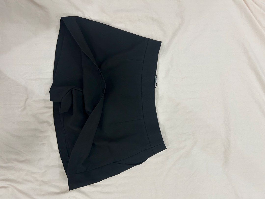 Rubies Studio Black Tailored Shorts Size 28 (Category: Shorts) located in Meycauayan. Submitted by _christianneee (Listing ID 1460072447, Image 3). Description: - Brand: Rubies Studio - super good quality!!! material is rly thick Color: Black - Style: Tailored Skirt with safety shorts - Size: 28 in waistline - Origin: Made in Vietnam - Delivery: From Pasig - RFS: bought the wrong size .