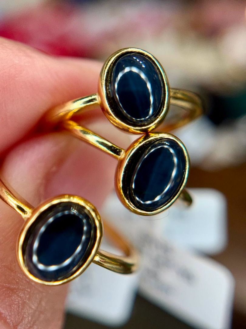 S6 NATURAL STAR SAPPHIRE YG RING (Category: Rings) located in Baguio. Submitted by asna_taku (Listing ID 1459986473, Image 2). Description: ✨ NATURAL STAR SAPPHIRE — SIMPLE, ELEGANT & MYSTERIOUS ✨ A gemstone loved for its beautiful star-like optical effect. 💙⭐ Star sapphire is a variety of sapphire that can display a luminous six-rayed star across the surface when viewed under a direct light source. This phenomenon, called asterism, is caused by