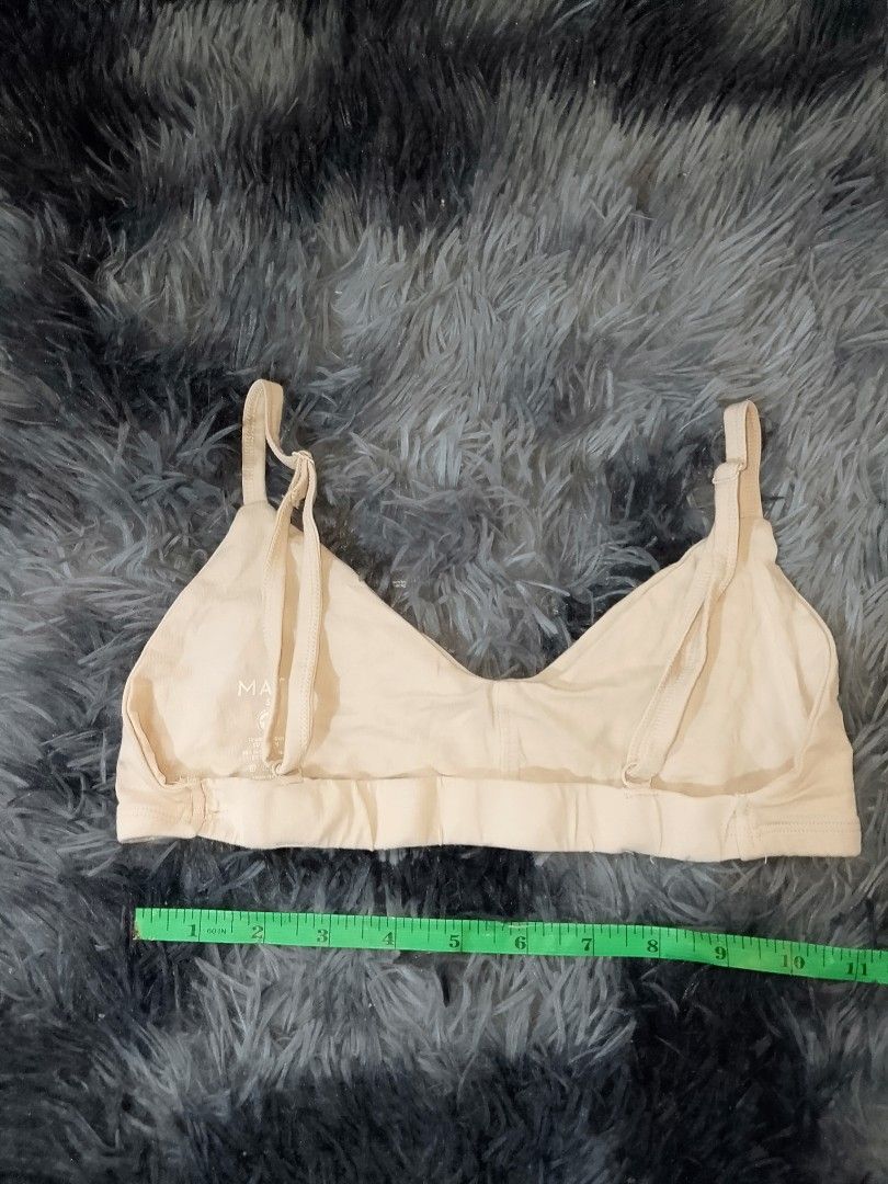 S: MATE Organic Cotton Bralette Size S (Category: Undergarments & Loungewear) located in Manila. Submitted by truecrystal-1407 (Listing ID 1459981779, Image 3). Description: - MATE bralette - Size: S - Material: Organic cotton and spandex - Features: Soft, comfortable, breathable - Ideal for: Everyday wear - Color: Light beige.