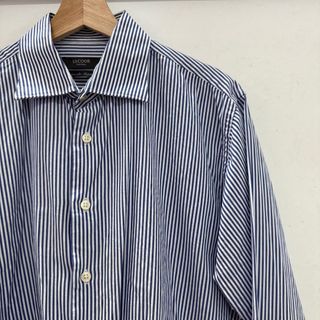 (Category: ) located in . Submitted by ayongattire (Listing ID 1460063184, Image 1). Description: .
