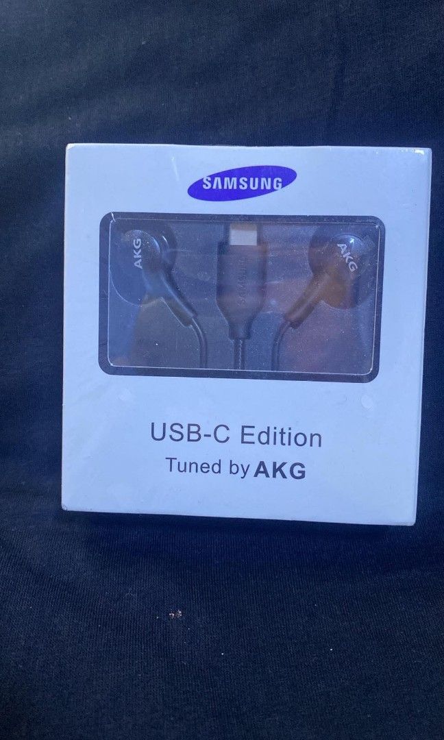 Samsung USB-c earphone (Category: Headphones & Headsets) located in Manila. Submitted by pricious (Listing ID 1459998891, Image 1). Description: .