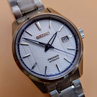 (Category: ) located in . Submitted by seikowatchfactory (Listing ID 1460094044, Image 1). Description: .