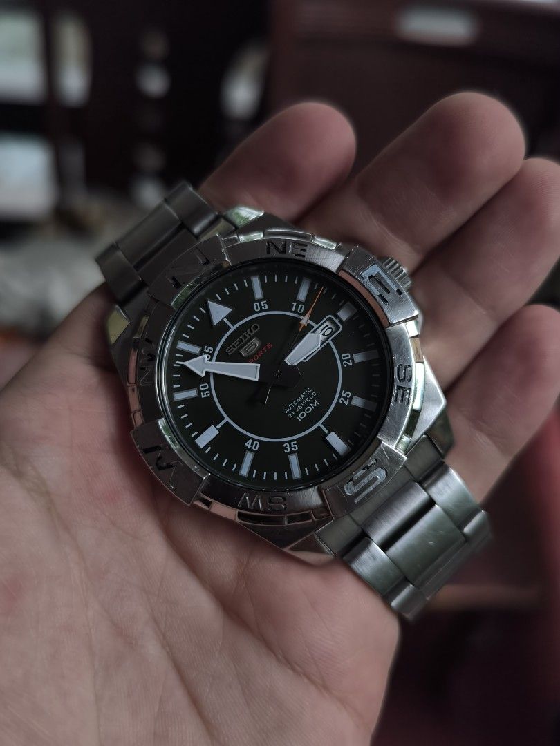 SEIKO SPORTS AUTOMATIC (Category: Men's Watches) located in Iriga City. Submitted by chris569 (Listing ID 1459984923, Image 2). Description: FOR SALE❗❗ SEIKO SPORTS AUTOMATIC All original parts Seiko srpa59 green big size - 4500 4r36 automatic movement Seiko sports black dial - 2800 7s36 Japan automatic movement Both newly serviced Open for meet up (Iriga Only)and nationwide shipping via LBC Iriga City, Camarines Sur location .