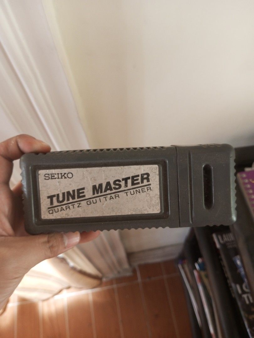 Seiko Tune Master Quartz Guitar Tuner (Category: Musical Instruments) located in Caloocan City. Submitted by tobylacua26871 (Listing ID 1459913907, Image 1). Description: - Vintage Seiko Tune Master guitar tuner - untested get as is - Battery compartment located at the back - .