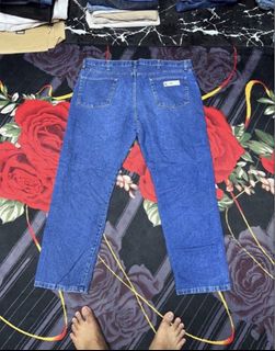 (Category: ) located in . Submitted by BAZAROUTLETSTORE (Listing ID 1459905052, Image 1). Description: .