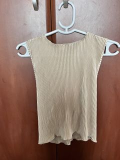 (Category: ) located in . Submitted by shoppingseconds (Listing ID 1459946518, Image 1). Description: .