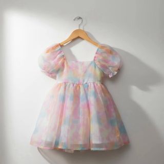 (Category: ) located in . Submitted by azapparel.00 (Listing ID 1460019908, Image 1). Description: .