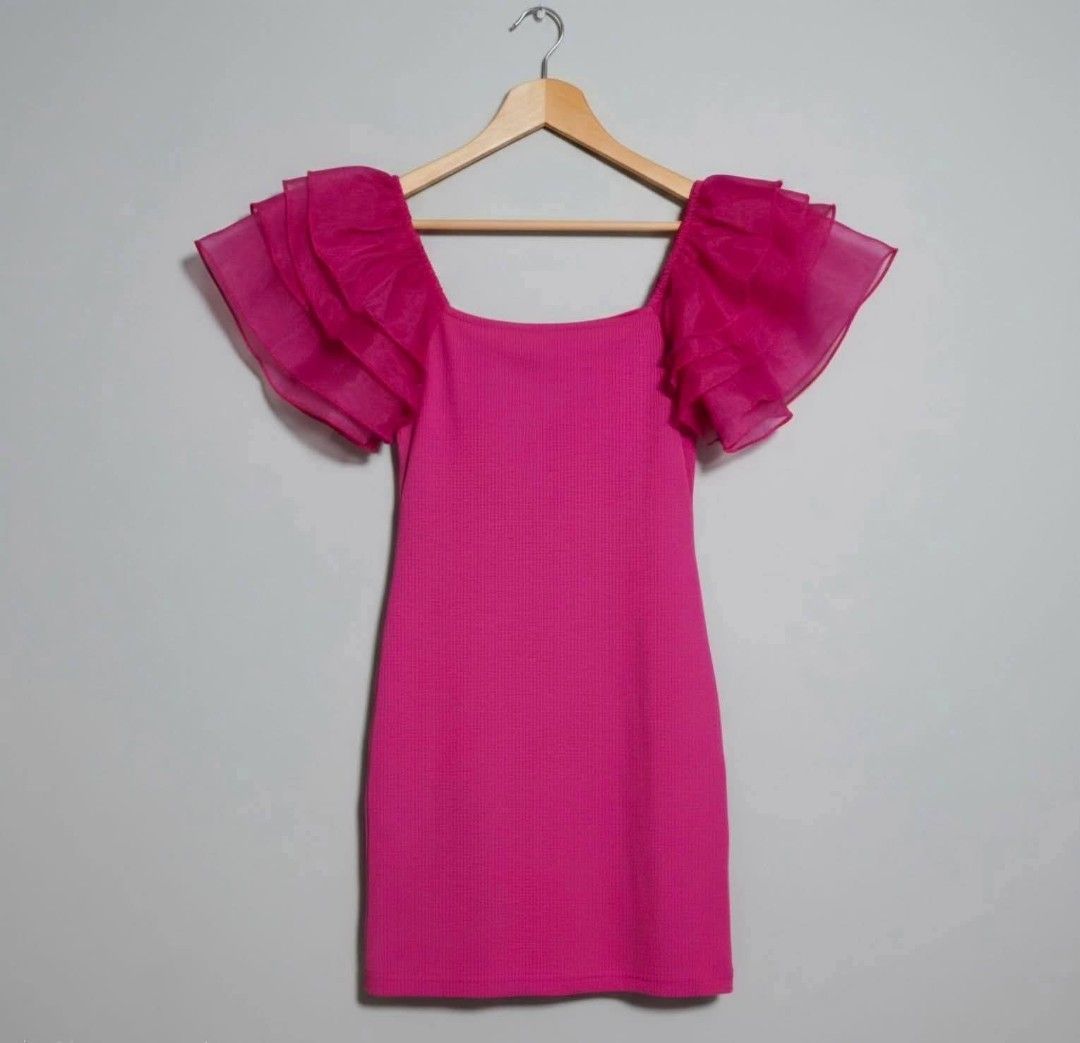 Shein Kids Dress (Category: Babies & Kids Fashion) located in Balanga. Submitted by azapparel.00 (Listing ID 1460023549, Image 1). Description: 7-8 years old * a hot pink mini dress featuring a square neckline and layered ruffled sleeves..
