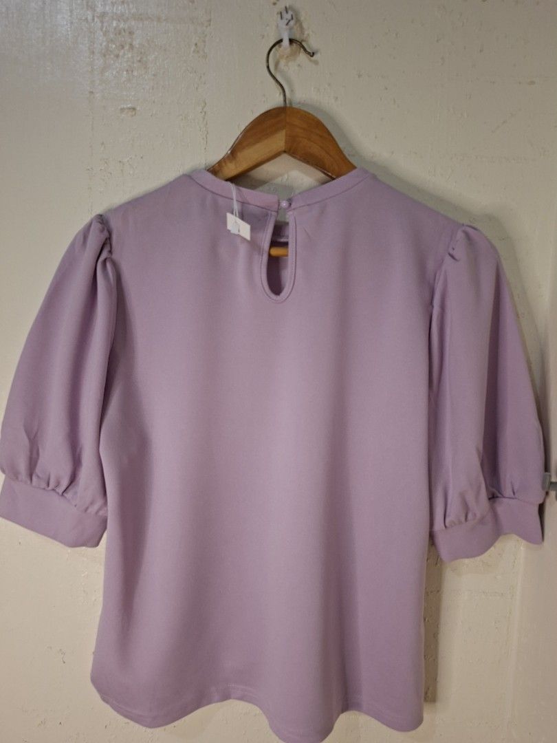 SHEIN MULVARI PUFF SLEEVE KEYHOLE BACK TOP (Category: Activewear) located in Caloocan City. Submitted by pvaliao (Listing ID 1459964847, Image 2). Description: Material: Woven Fabric Neckline: Round Neck Pattern Type: Plain Sleeve Type: Puff Sleeve Style: Casual Color: Lilac Purple Sleeve Length: Short Sleeve Length: Regular Fit Type: Regular Fit Fabric Elasticity: Slight Stretch Preloved.