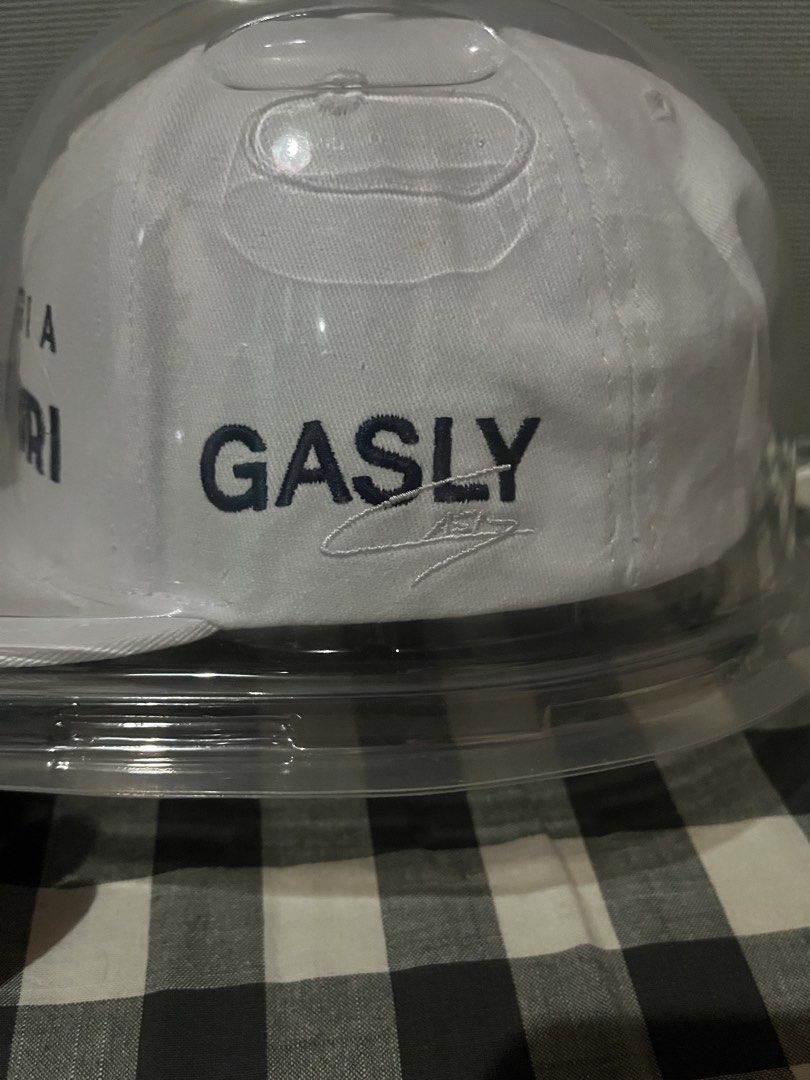 Signed Pierre Gasly 2021 Cap (Category: Caps & Hats) located in Paranaque City. Submitted by duhhhminique (Listing ID 1460099534, Image 2). Description: Never been used or worn, displayed only with tags. AUTHENTIC. Bought from Pierre’s official merchandise shop. Negotiable but will ignore lowball offers. MOP: RCBC/GCash.